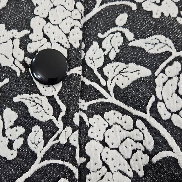 Newport News Overcoat Women's Size 12 Black White Floral Pockets Lined EUC - Picture 3 of 12